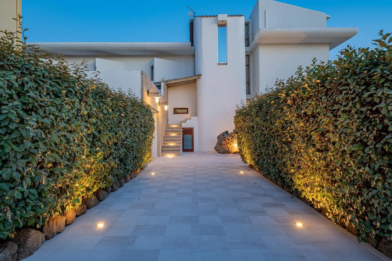 Hotel Le Mimose San Teodoro  Bagian luar foto