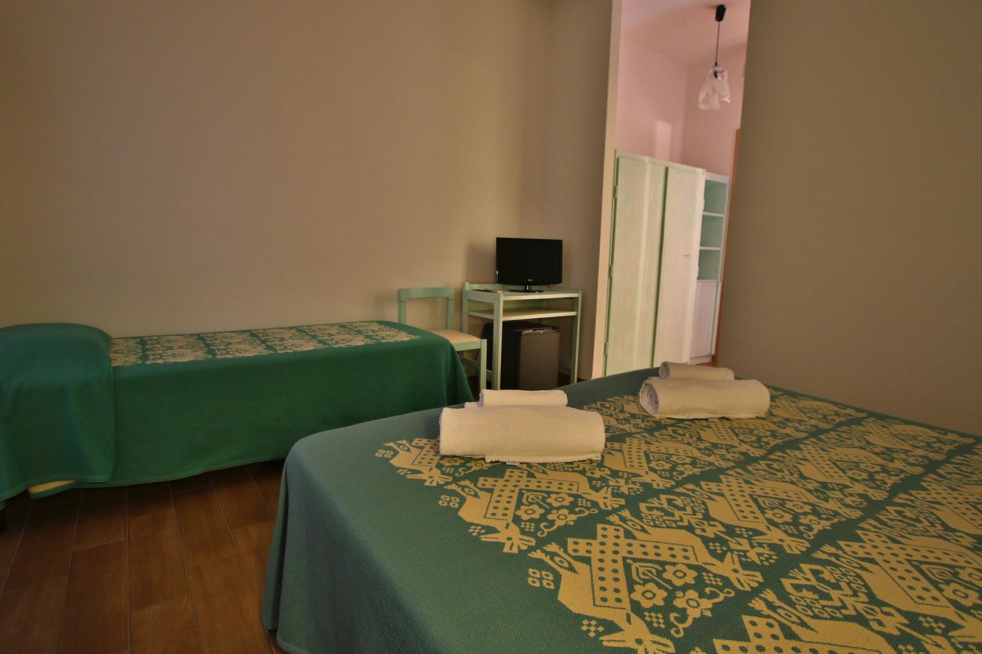 Hotel Le Mimose San Teodoro  Bagian luar foto